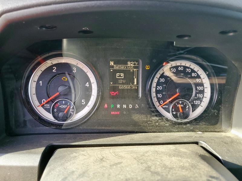 1C6RR7FM7JS273045 - 2018 RAM 1500 ST Grafit foto 9