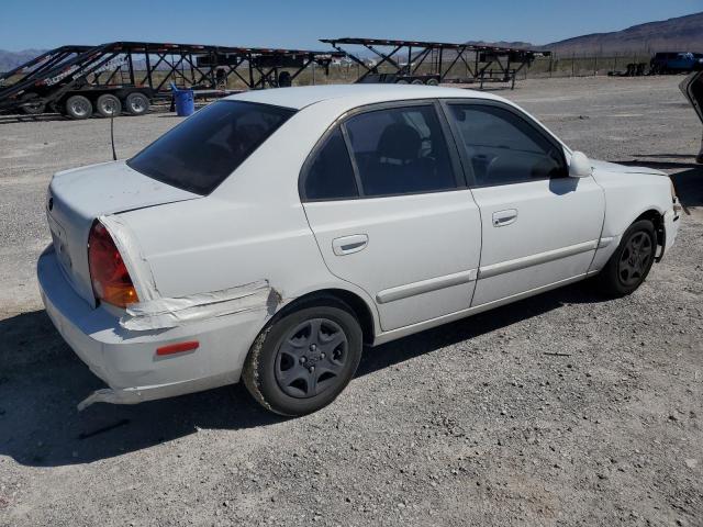 KMHCG45C15U647330 - 2005 HYUNDAI ACCENT GL WHITE photo 3