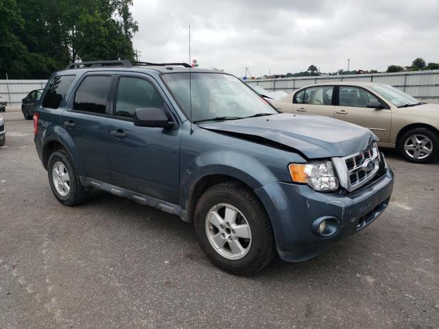 1FMCU0DG9CKC39608 - 2012 FORD ESCAPE XLT ლურჯი ფოტო 4