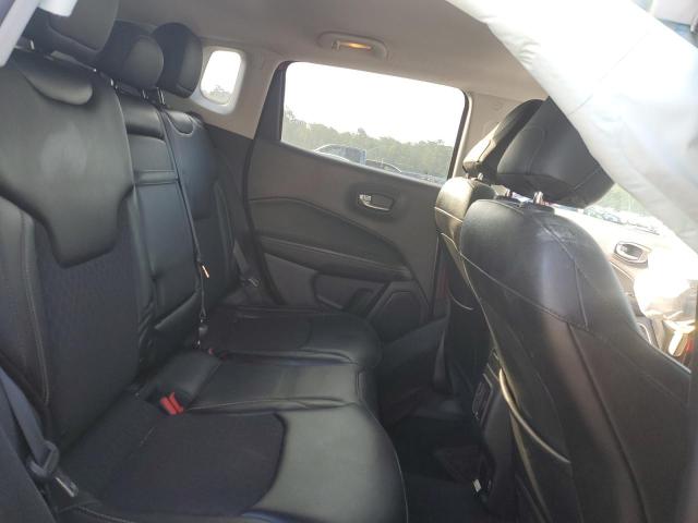 3C4NJDBB6JT142284 - 2018 JEEP COMPASS LATITUDE Bordeaux photo 11