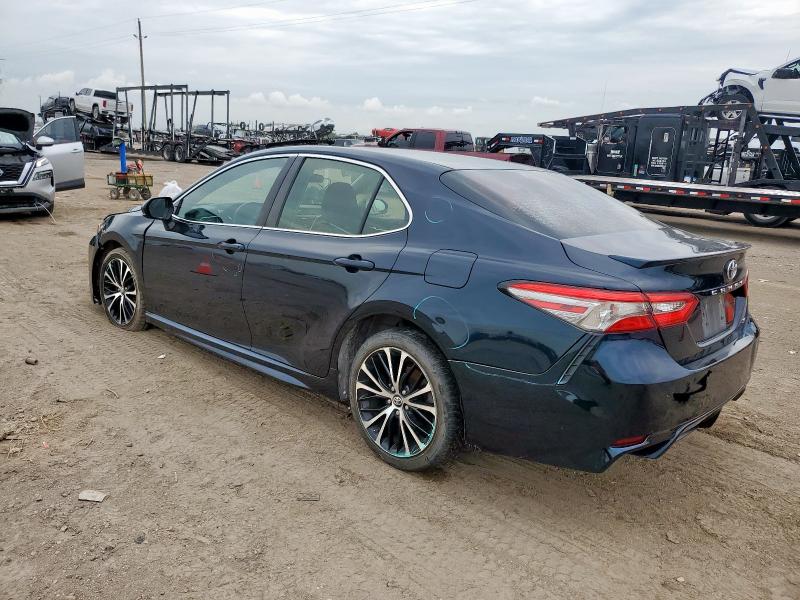 4T1B11HK3JU558593 - 2018 TOYOTA CAMRY L BLUE photo 2
