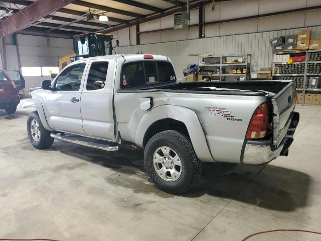 5TETU62NX6Z211910 - 2006 TOYOTA TACOMA PRERUNNER ACCESS CAB SILVER photo 2