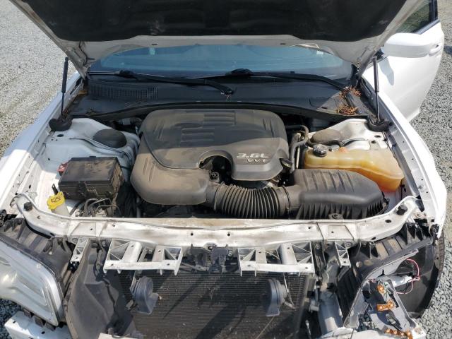 2C3CCAAG1EH275759 - 2014 CHRYSLER 300 WHITE photo 11