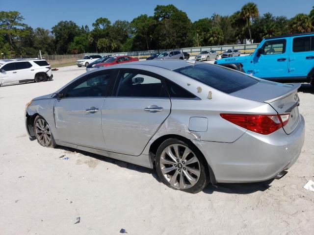 5NPEC4ACXDH509583 - 2013 HYUNDAI SONATA SE SILVER photo 2