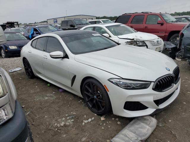 WBAGV8C03NCJ56725 - 2022 BMW M850XI WHITE photo 4