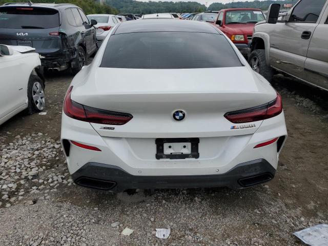 WBAGV8C03NCJ56725 - 2022 BMW M850XI WHITE photo 6