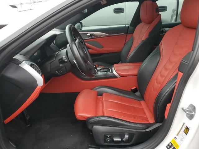 WBAGV8C03NCJ56725 - 2022 BMW M850XI WHITE photo 7
