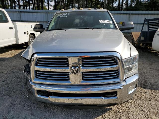 3C63RPHL2GG263209 - 2016 RAM 3500 SLT SILVER photo 5