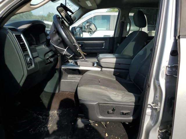 3C63RPHL2GG263209 - 2016 RAM 3500 SLT SILVER photo 7