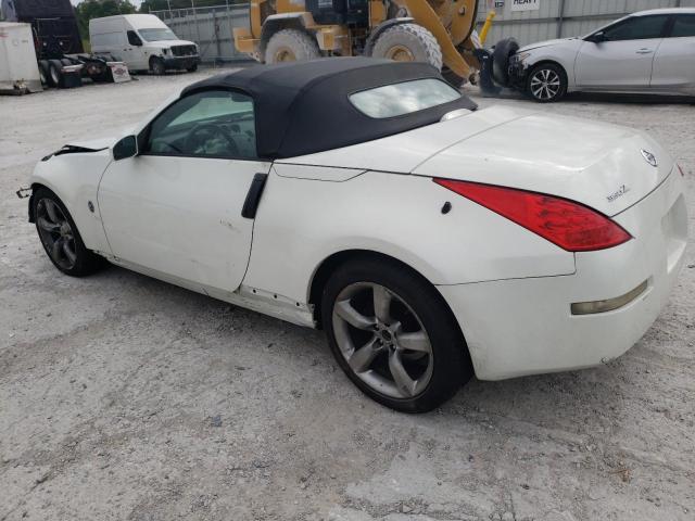 JN1BZ36A19M550137 - 2009 NISSAN 350Z WHITE photo 2