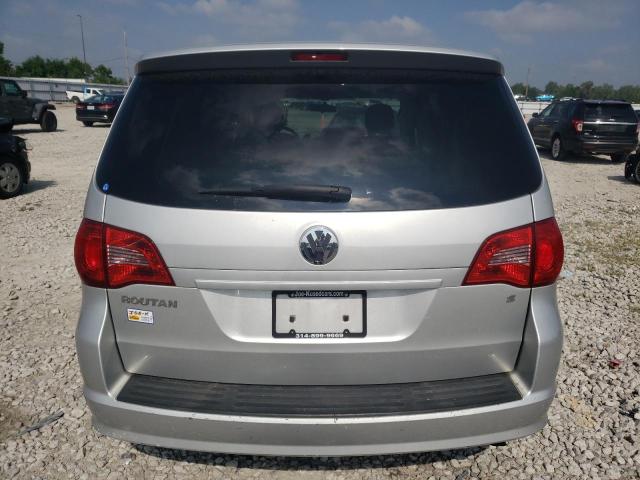 2V8HW44129R559245 - 2009 VOLKSWAGEN ROUTAN S SILVER photo 6