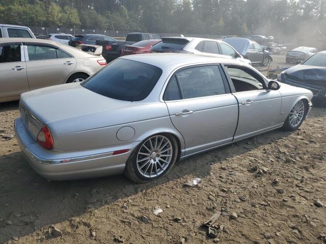 SAJWA79B37SH18147 - 2007 JAGUAR XJ8 L SILVER photo 3