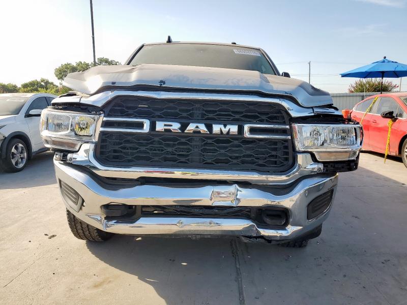 3C6UR5CJ1LG285873 - 2020 RAM 2500 TRADESMAN 黑色 照片 5