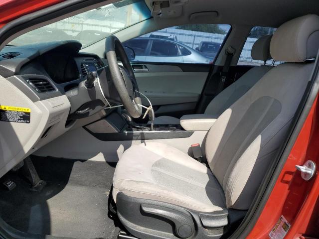 5NPE24AF2HH444425 - 2017 HYUNDAI SONATA SE RED photo 7