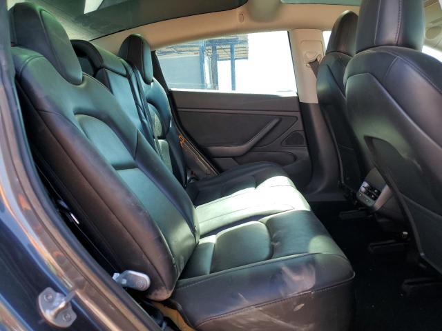 5YJ3E1EA1JF092762 - 2018 TESLA MODEL 3 Серый фото 10