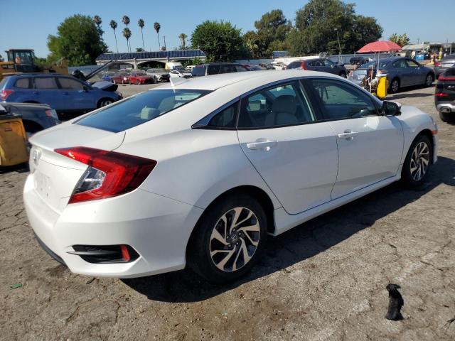 19XFC2F76JE207261 - 2018 HONDA CIVIC EX WHITE photo 3