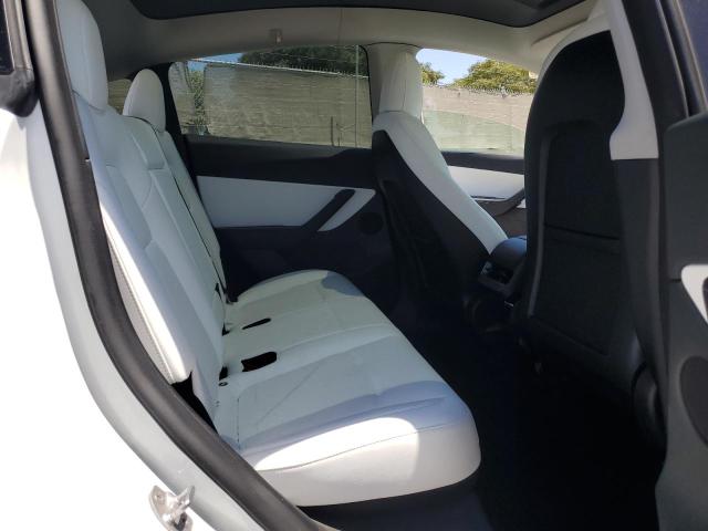 7SAYGDEF5NF487484 - 2022 TESLA MODEL Y WHITE photo 10