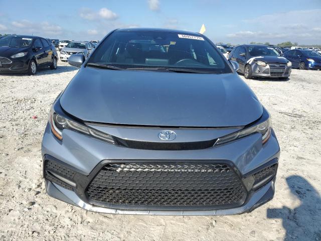 5YFS4MCE4MP077400 - 2021 TOYOTA COROLLA SE ლურჯი ფოტო 5