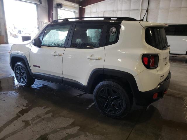 ZACCJBCB5JPH28427 - 2018 JEEP RENEGADE TRAILHAWK WHITE photo 2