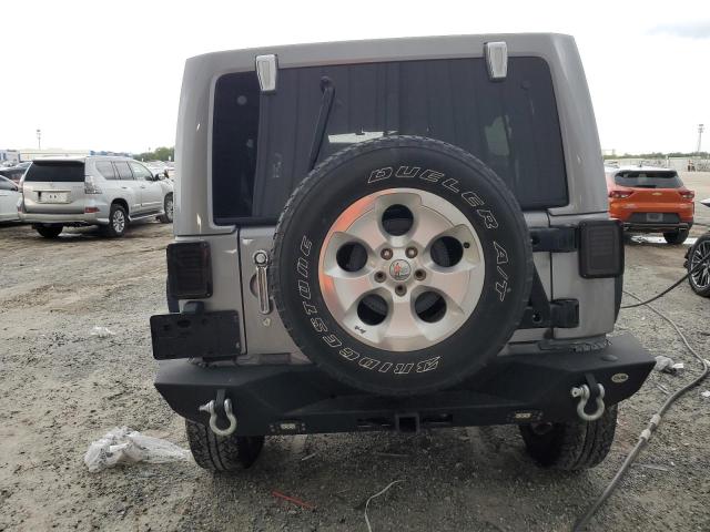 1C4BJWEG9DL694920 - 2013 JEEP WRANGLER U SAHARA SILVER photo 6