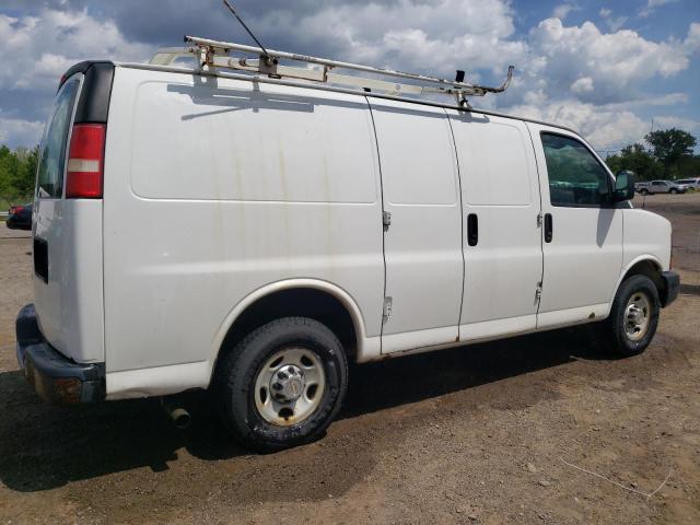 1GCWGFFA0D1140137 - 2013 CHEVROLET EXPRESS G2 WHITE photo 3