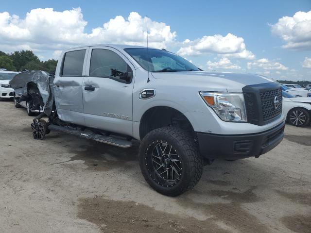 1N6BA1F32KN528154 - 2019 NISSAN TITAN XD S SILVER photo 4