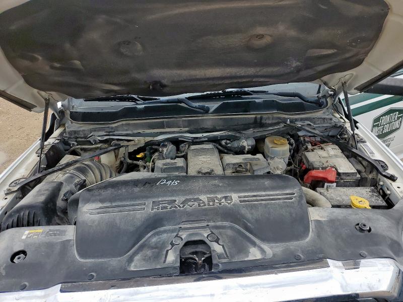 3C6UR5HL8KG683221 - 2019 RAM 2500 TRADESMAN 白色 照片 11