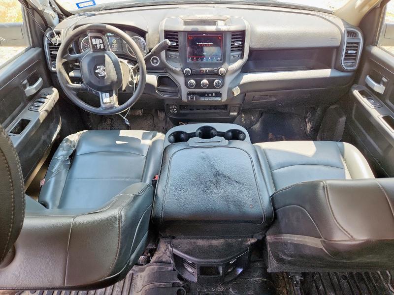 3C6UR5HL8KG683221 - 2019 RAM 2500 TRADESMAN 白色 照片 8