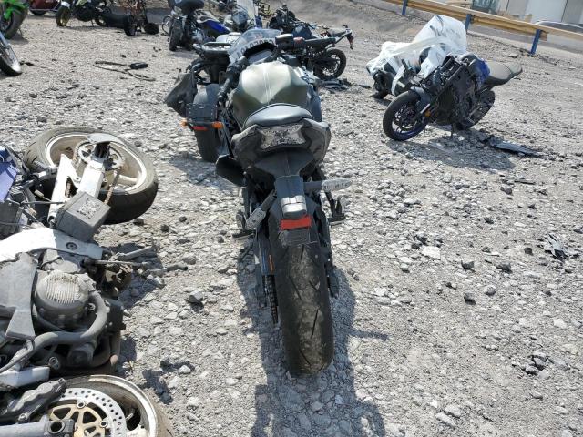 ML5EXER17RDAD2744 - 2024 KAWASAKI EX650 R GREEN photo 4