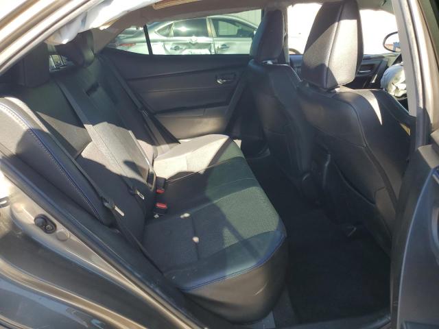 5YFBURHE3JP783677 - 2018 TOYOTA COROLLA L GRAY photo 10