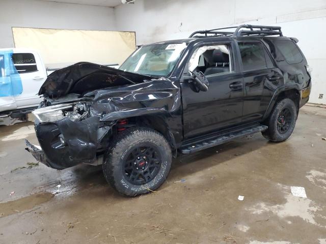 2019 TOYOTA 4RUNNER SR5/SR5 PREMIUM, 