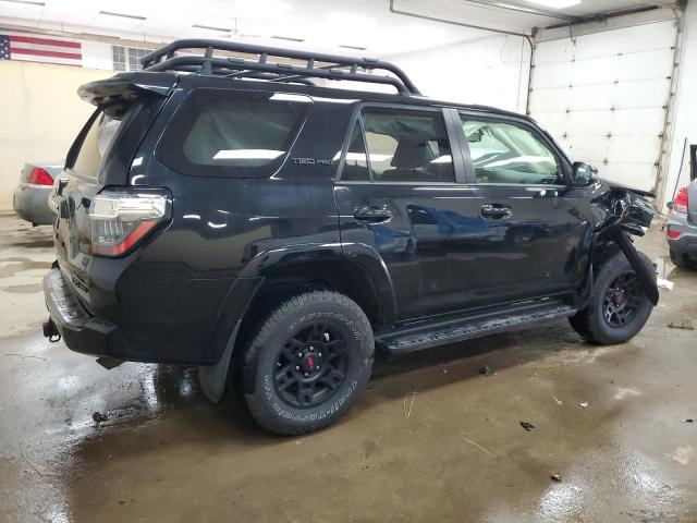 JTEBU5JR8K5696731 - 2019 TOYOTA 4RUNNER SR5/SR5 PREMIUM BLACK photo 3