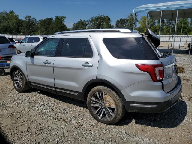 1FM5K8HT6JGC90519 - 2018 FORD EXPLORER PLATINUM SILVER photo 2