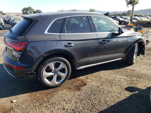 WA1BAAFY6M2029418 - 2021 AUDI Q5 PREMIUM PLUS CHARCOAL photo 3