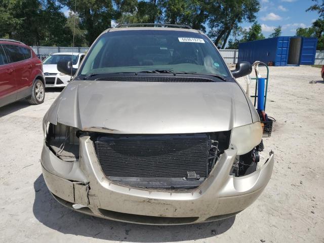 2C8GP54L65R596917 - 2005 CHRYSLER TOWN & COU TOURING 金色 照片 5