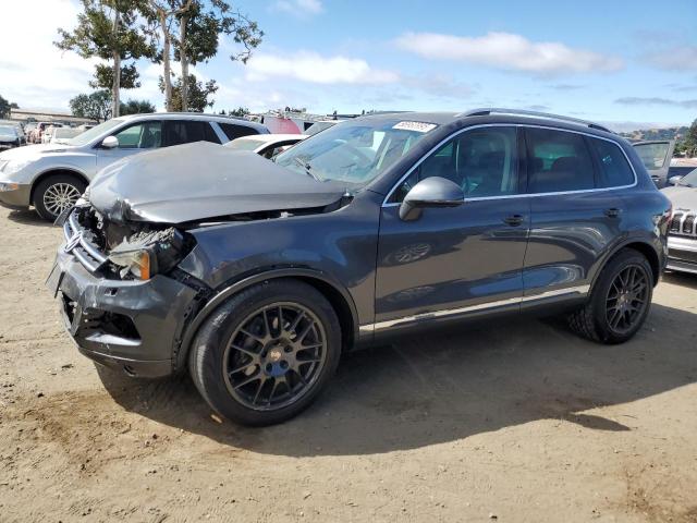 2011 VOLKSWAGEN TOUAREG V6, 