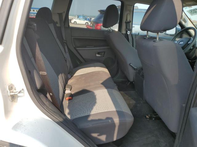 1J4PR4GK0AC138747 - 2010 JEEP GRAND CHER LAREDO თეთრი ფოტო 11