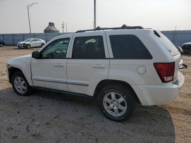 1J4PR4GK0AC138747 - 2010 JEEP GRAND CHER LAREDO თეთრი ფოტო 2