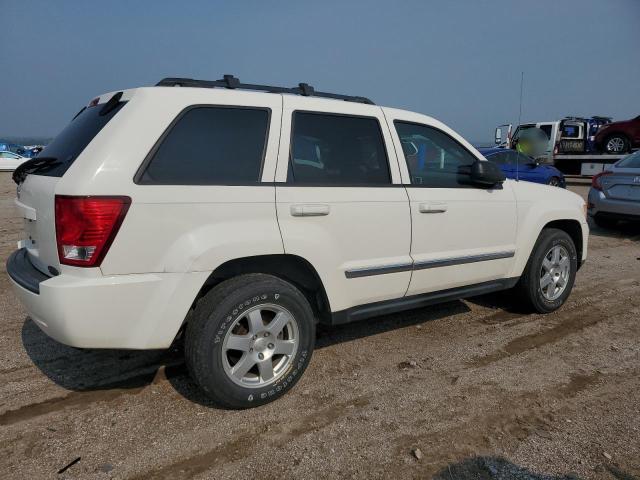 1J4PR4GK0AC138747 - 2010 JEEP GRAND CHER LAREDO თეთრი ფოტო 3