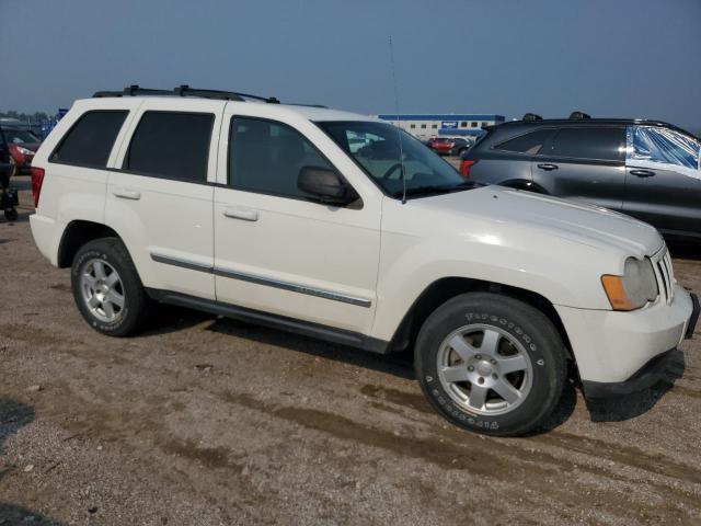 1J4PR4GK0AC138747 - 2010 JEEP GRAND CHER LAREDO თეთრი ფოტო 4