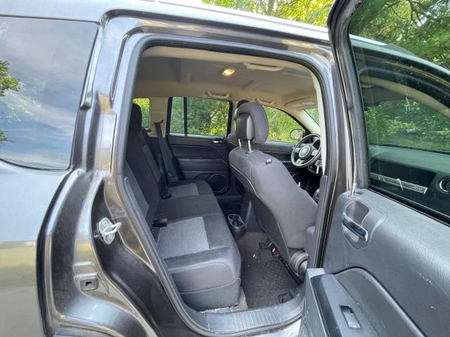 1C4NJDBB2ED729268 - 2014 JEEP COMPASS SPORT 灰色 照片 6