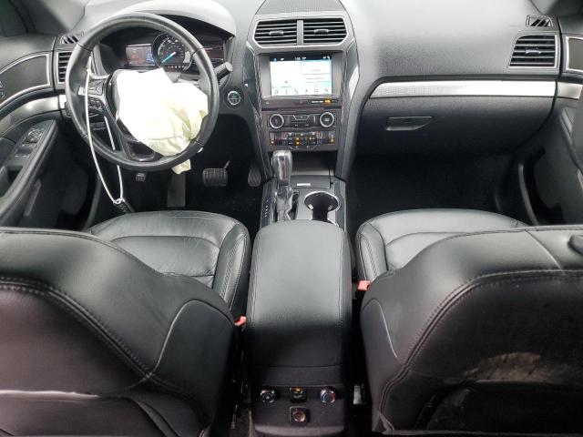 1FM5K8D8XJGA38970 - 2018 FORD EXPLORER XLT შავი ფოტო 8