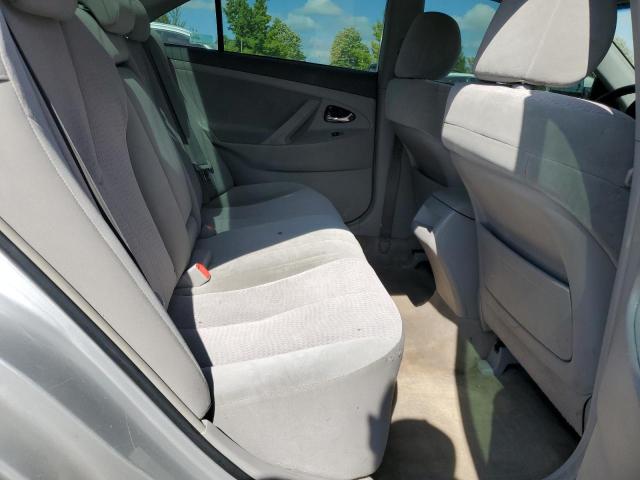 4T1BF3EK1AU031525 - 2010 TOYOTA CAMRY BASE SILVER photo 10