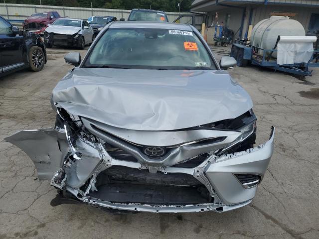4T1B11HK5KU786600 - 2019 TOYOTA CAMRY L SILVER photo 5