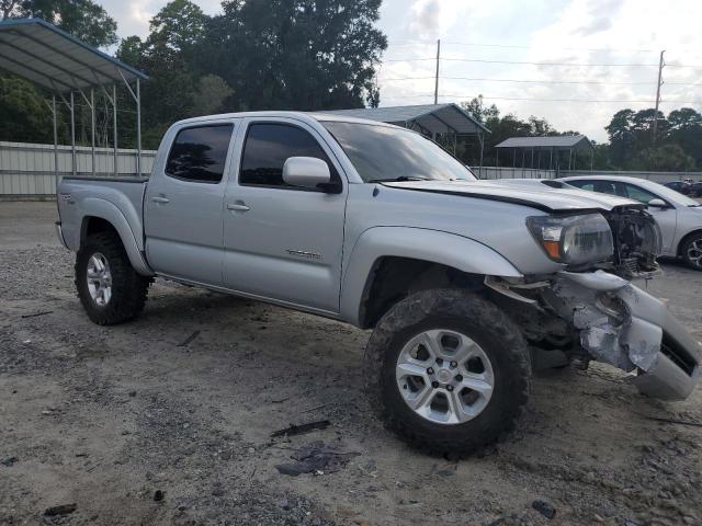 3TMJU62N39M075628 - 2009 TOYOTA TACOMA DOUBLE CAB PRERUNNER SILVER photo 4