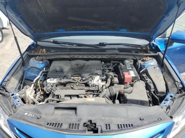 4T1B11HK9JU086254 - 2018 TOYOTA CAMRY L BLUE photo 11