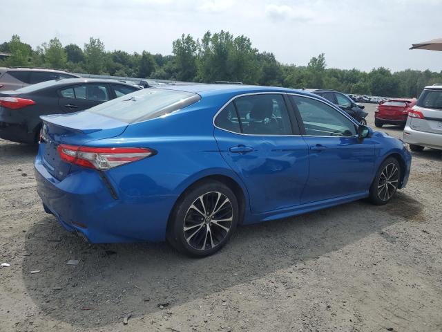 4T1B11HK9JU086254 - 2018 TOYOTA CAMRY L BLUE photo 3