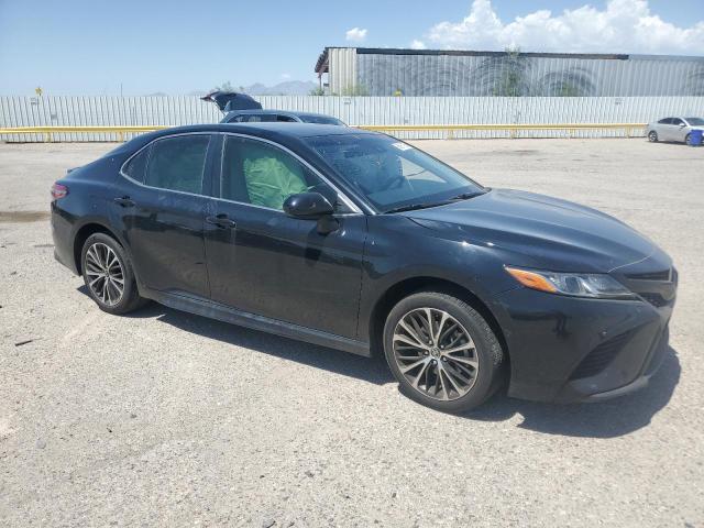 JTNB11HK3J3007845 - 2018 TOYOTA CAMRY L BLACK photo 4