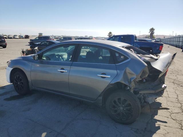 3N1AB7AP3JY247154 - 2018 NISSAN SENTRA S 灰色 照片 2