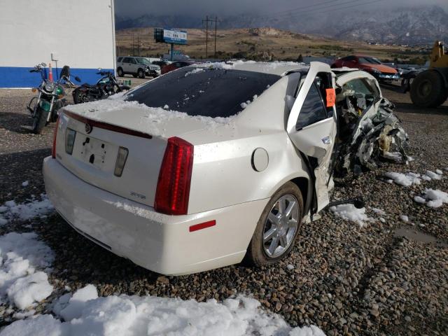 1G6DZ67A180199387 - 2008 CADILLAC STS WHITE photo 4